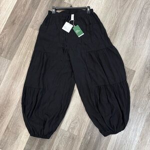 HALARA Black Wide Leg Tiered Balloon Pants